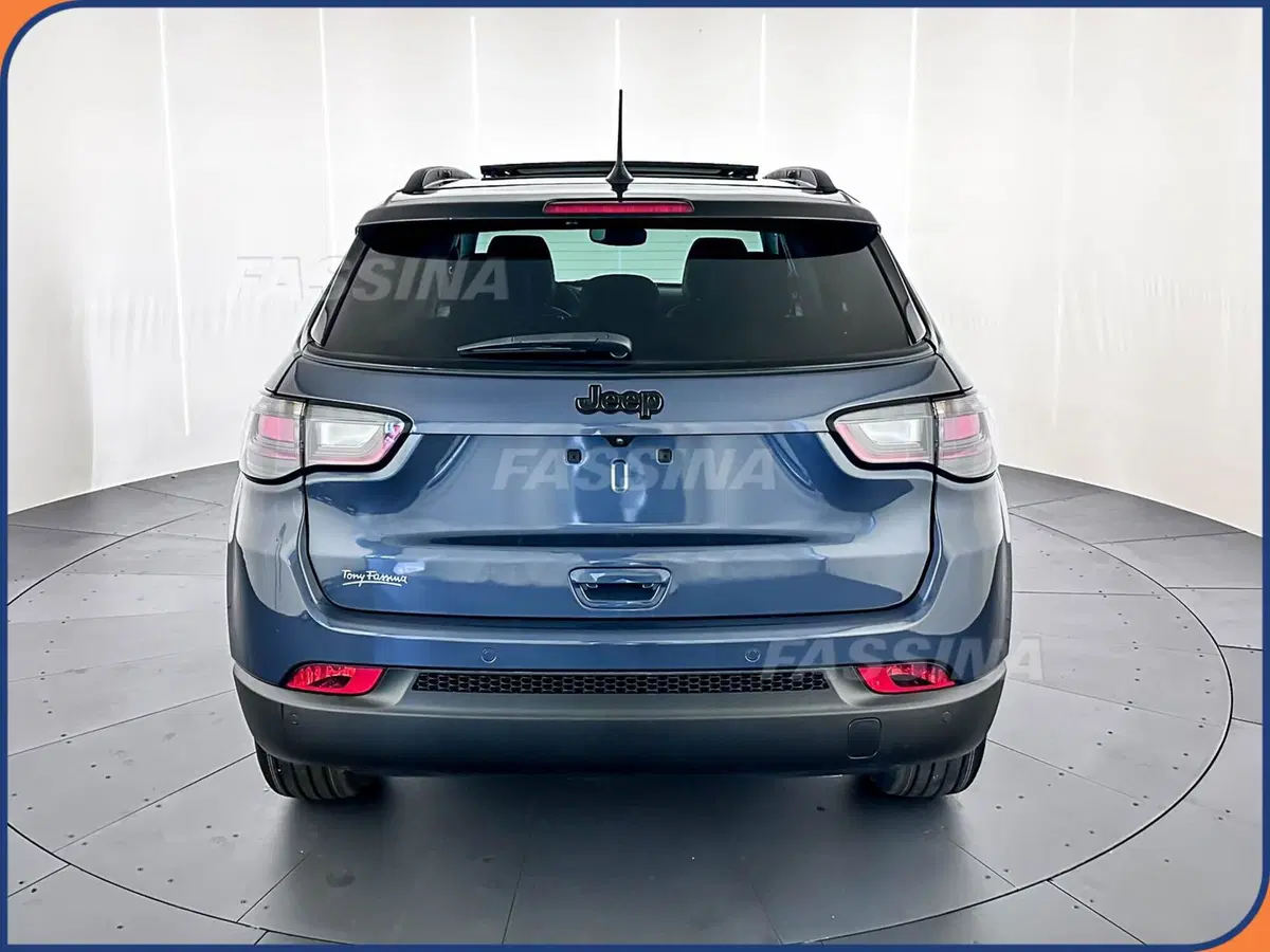 Jeep Compass nuova a Milano (5)