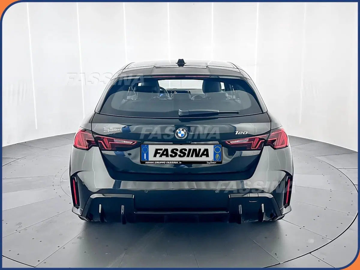 BMW Serie 1 5p. usata a Milano (5)