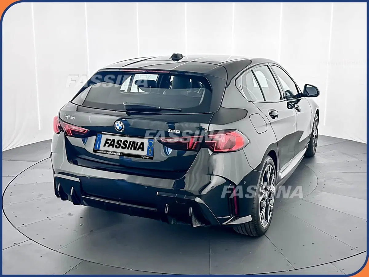 BMW Serie 1 5p. usata a Milano (6)