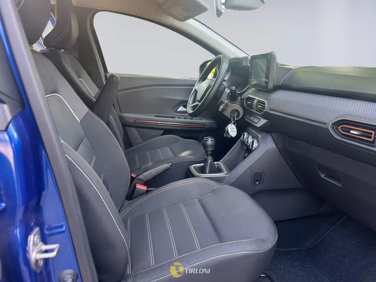 Dacia Sandero usata a Milano (11)