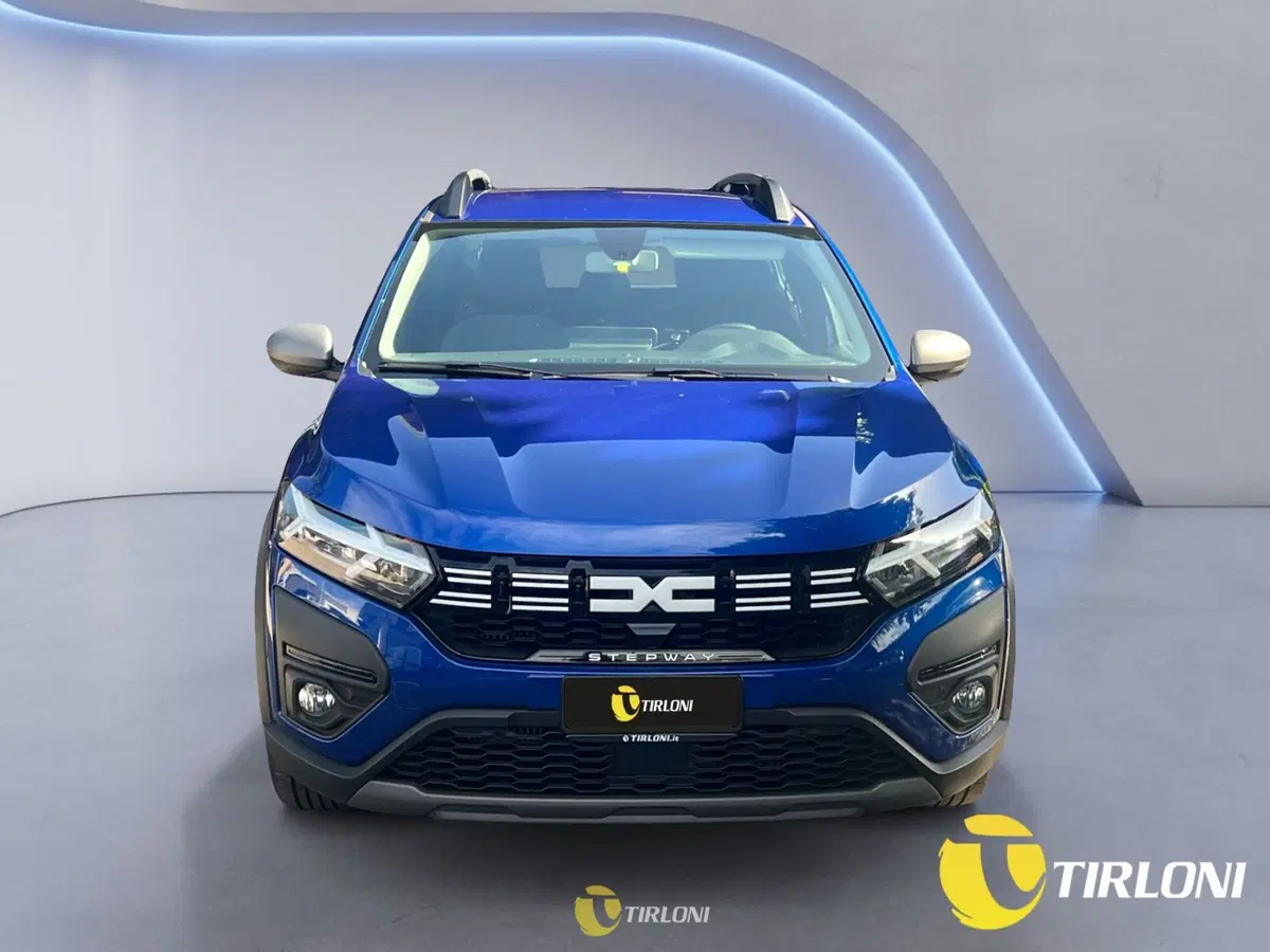Dacia Sandero usata a Milano (6)