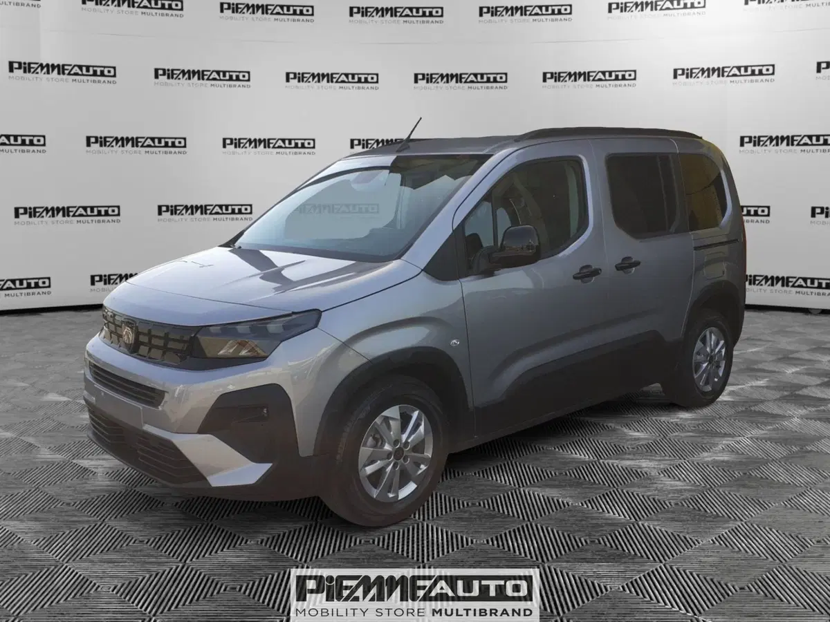 Peugeot Rifter nuova a Piacenza
