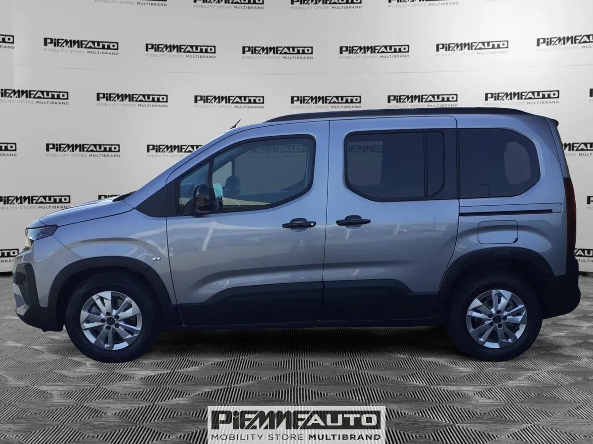 Peugeot Rifter nuova a Piacenza (2)