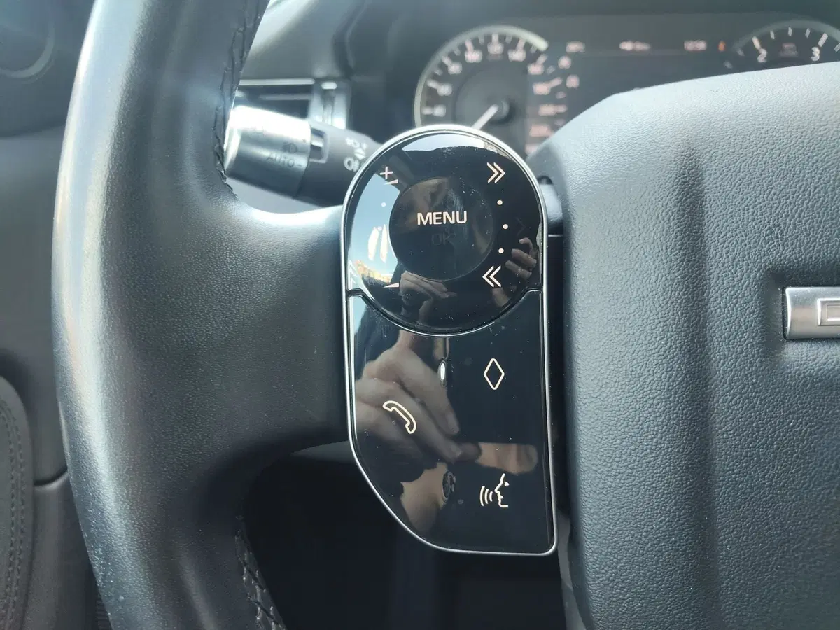 Land Rover Discovery Sport usata a Modena (13)