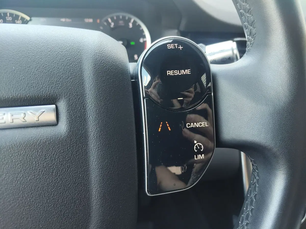 Land Rover Discovery Sport usata a Modena (14)
