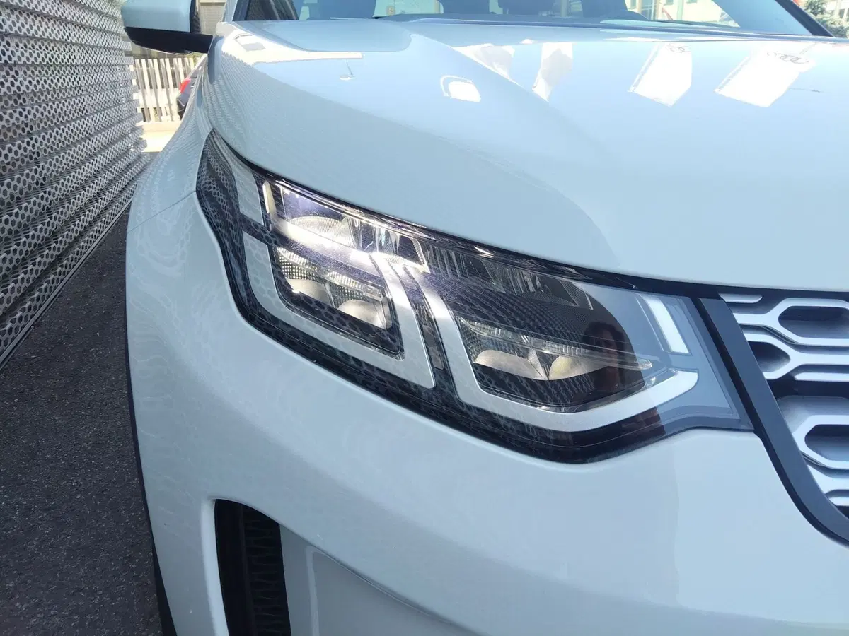 Land Rover Discovery Sport usata a Modena (18)