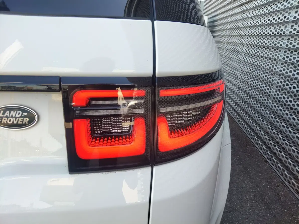 Land Rover Discovery Sport usata a Modena (19)