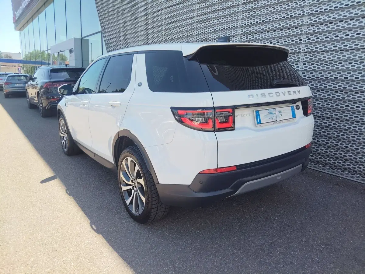 Land Rover Discovery Sport usata a Modena (4)