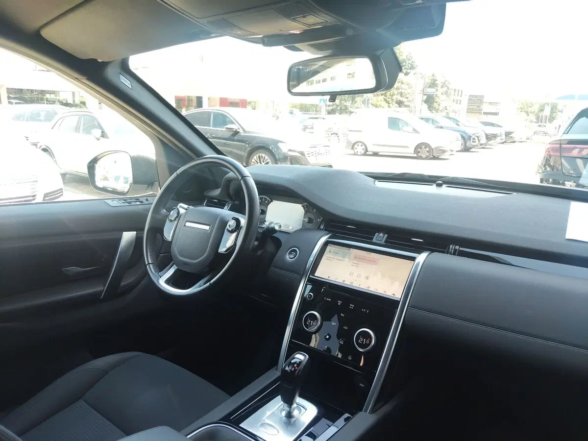Land Rover Discovery Sport usata a Modena (8)