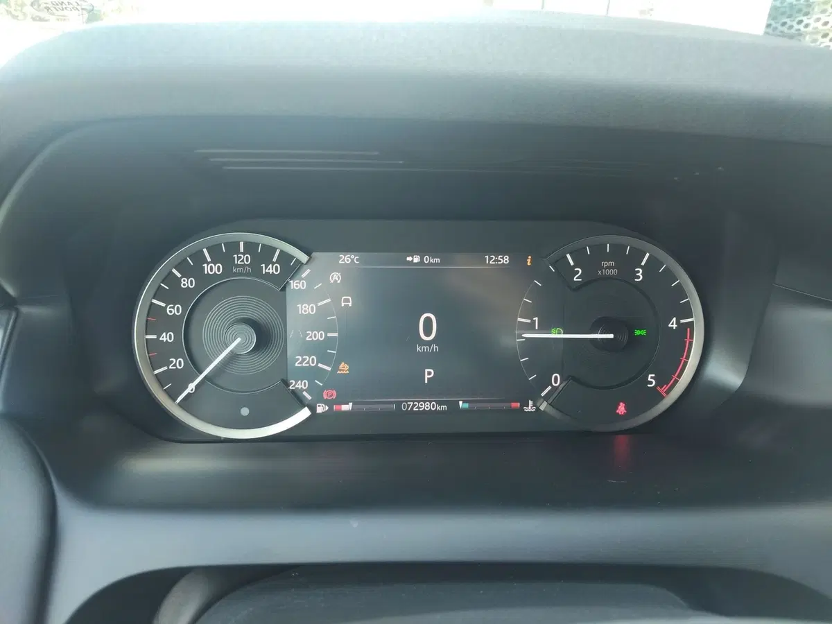 Land Rover Discovery Sport usata a Modena (9)