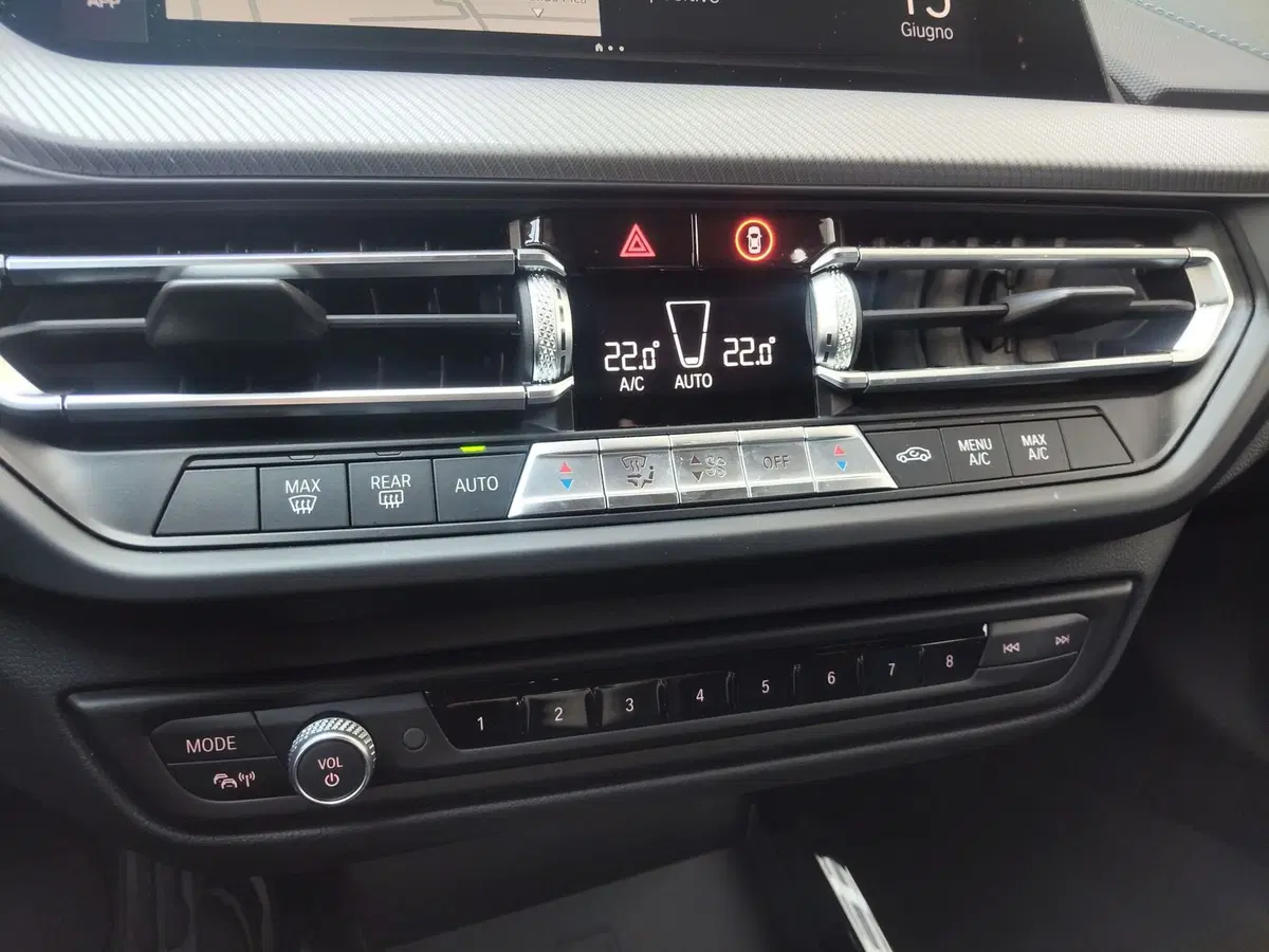 BMW Serie 1 usata a Modena (12)
