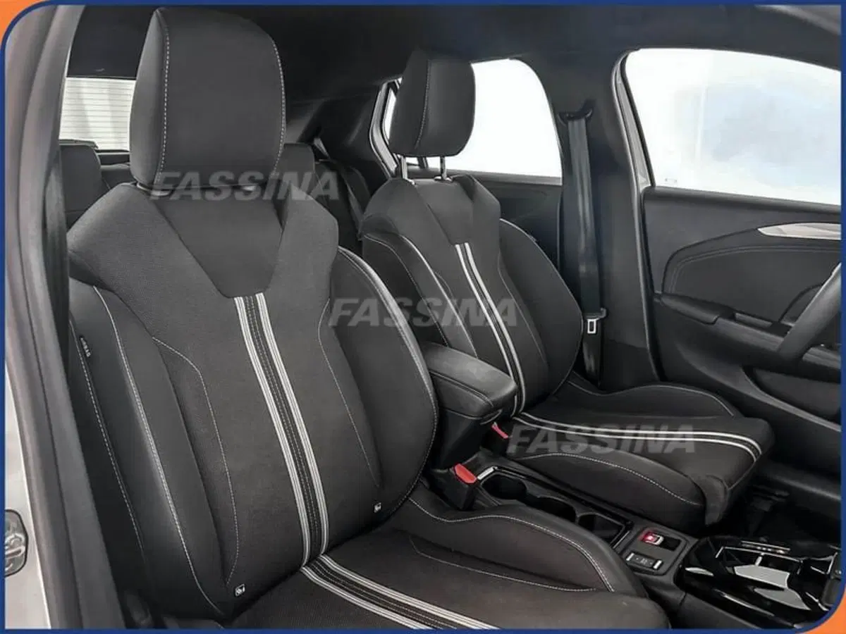 Opel Corsa usata a Milano (14)