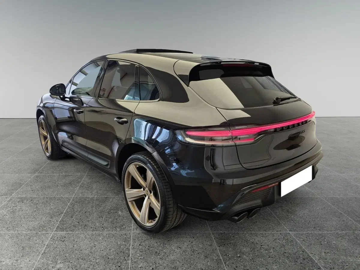 Porsche Macan usata a Bari (2)