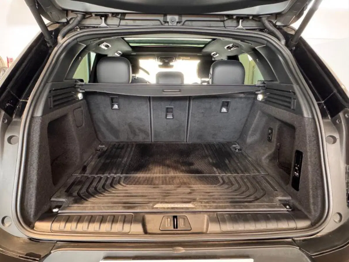 Land Rover Range Rover Sport usata a Venezia (14)