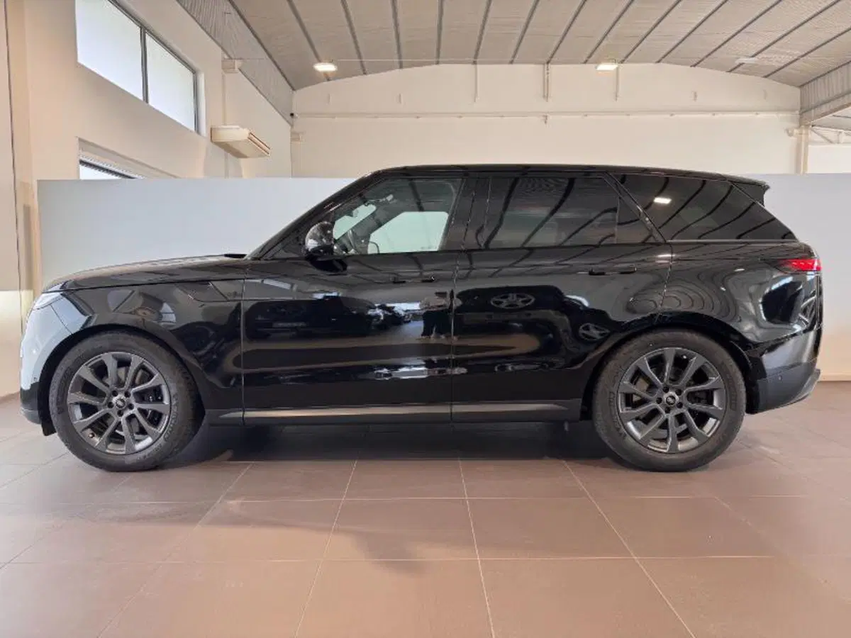 Land Rover Range Rover Sport usata a Venezia (2)