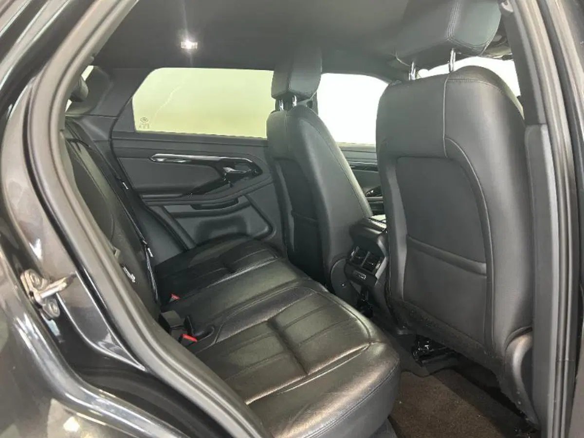 Land Rover Range Rover Evoque usata a Venezia (13)