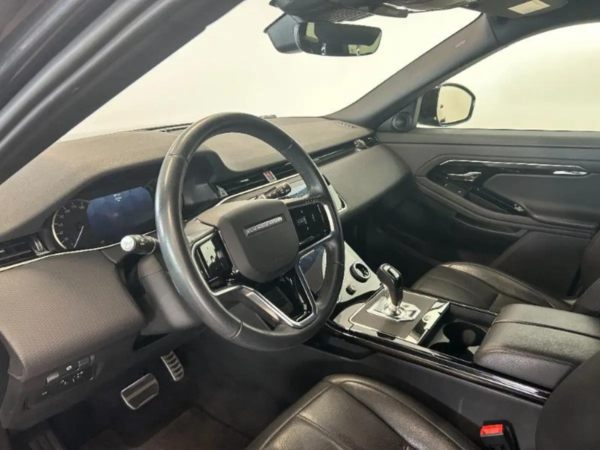 Land Rover Range Rover Evoque usata a Venezia (18)