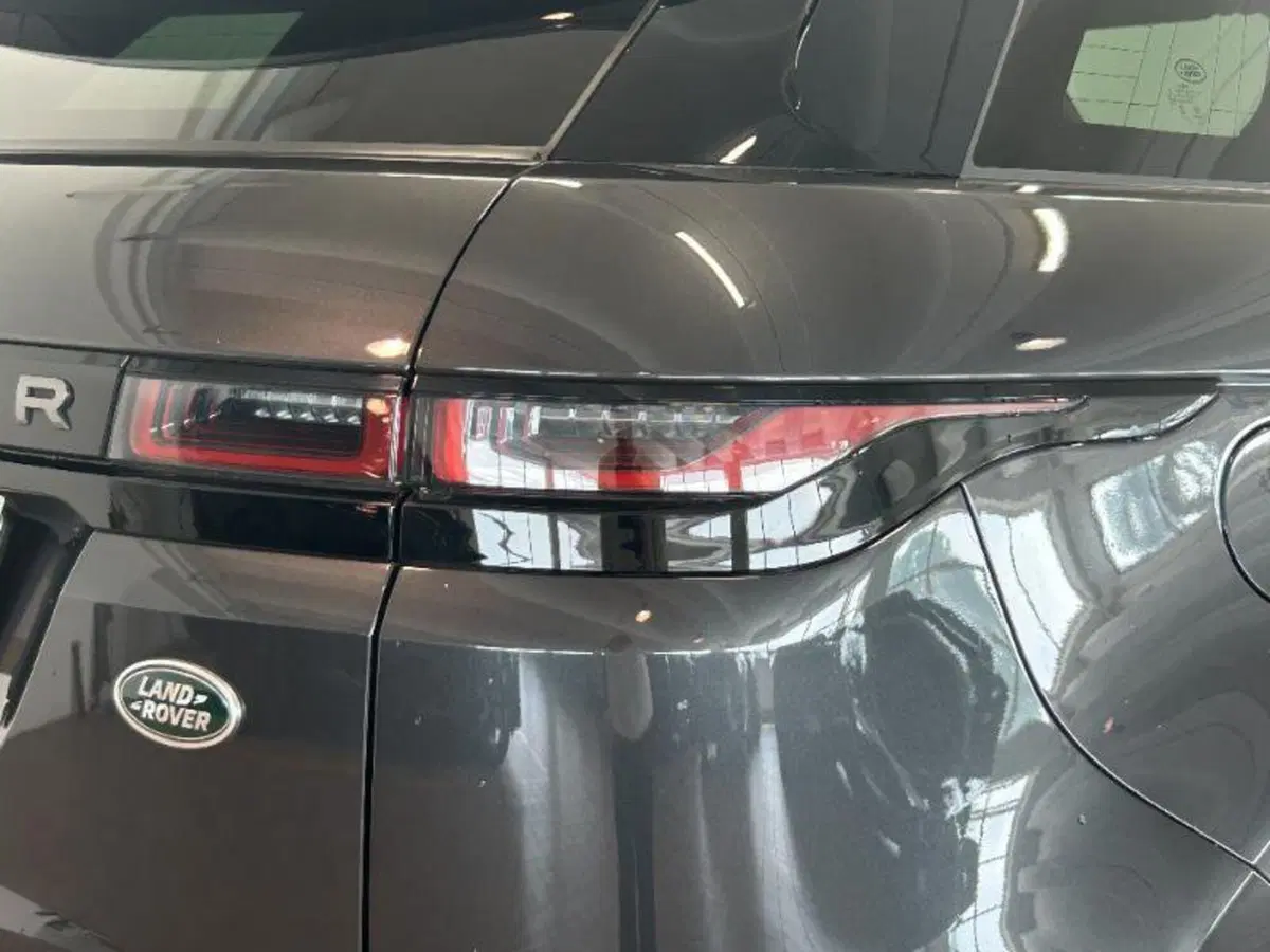 Land Rover Range Rover Evoque usata a Venezia (6)