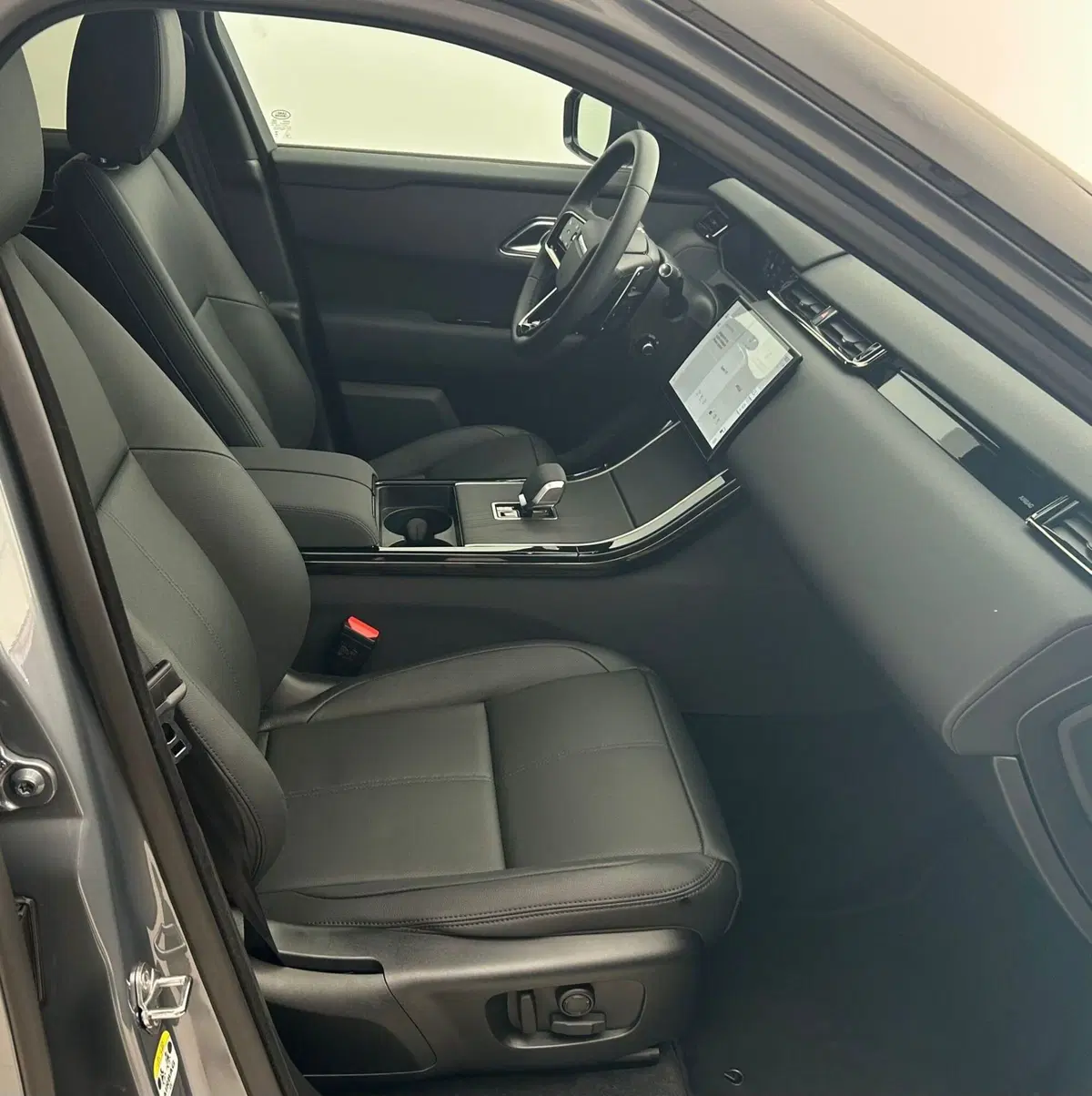Land Rover Range Rover Velar usata a Ferrara (3)