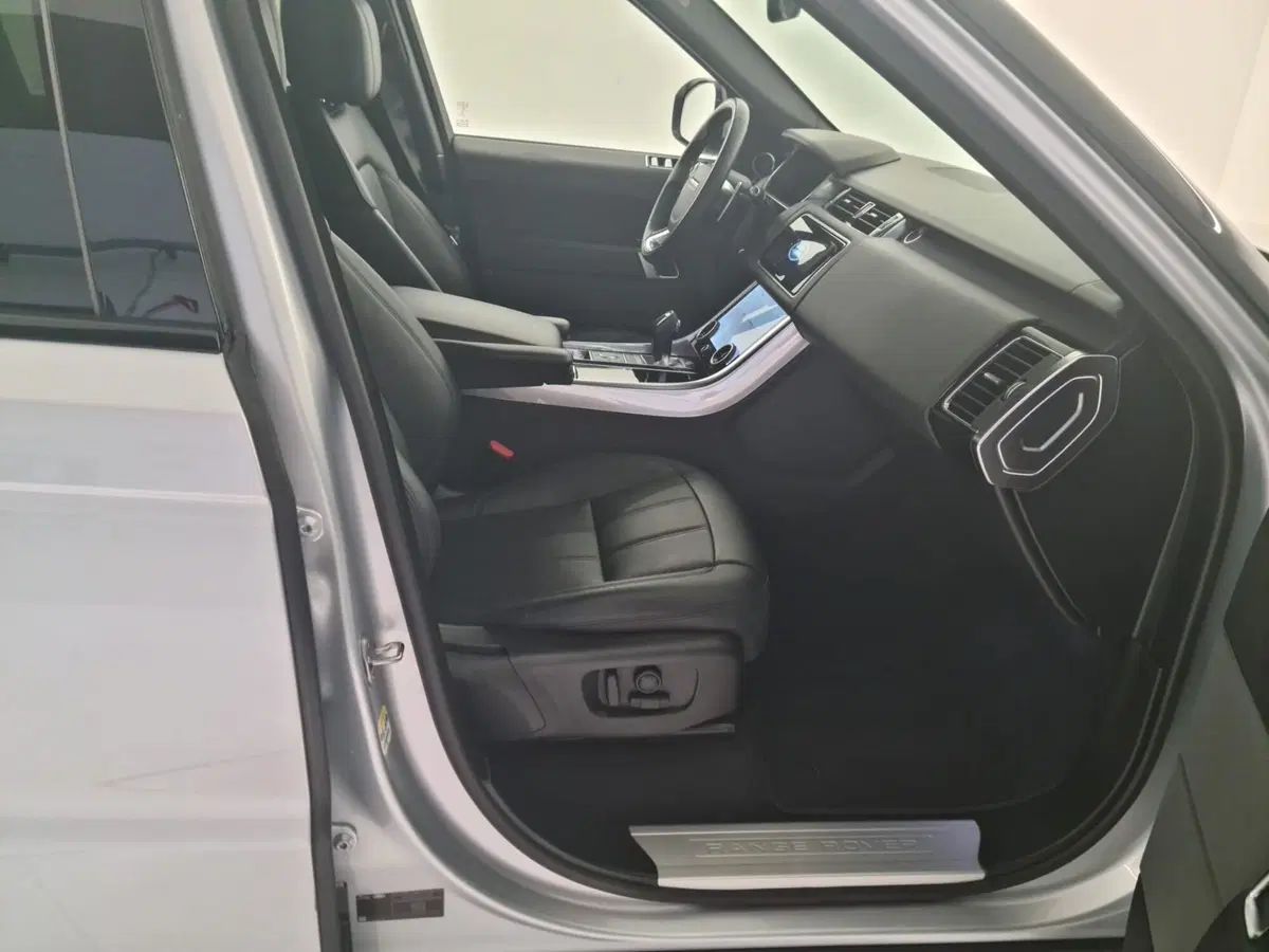 Land Rover Range Rover Sport usata a Bergamo (3)