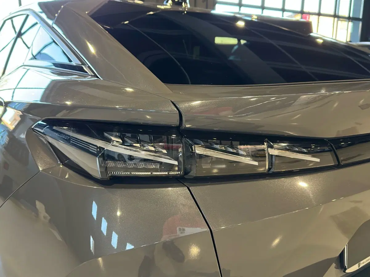 Peugeot 408 usata a Vicenza (8)