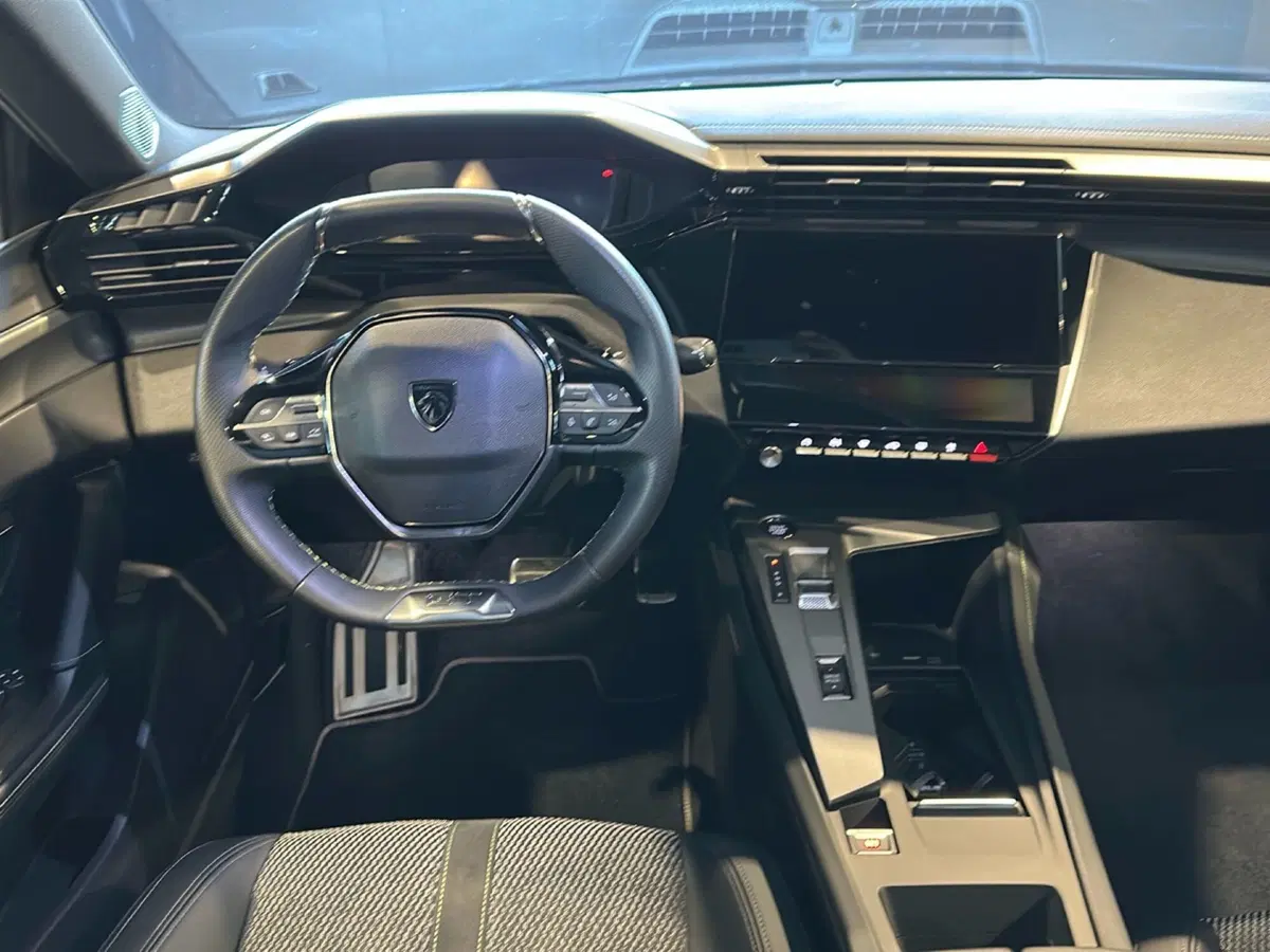 Peugeot 408 usata a Vicenza (14)