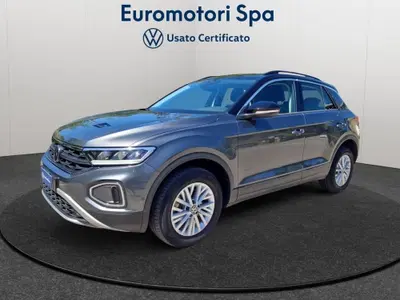 Volkswagen T-Roc 2.0 tdi Life 150cv dsg del 2025 usata a Monteriggioni