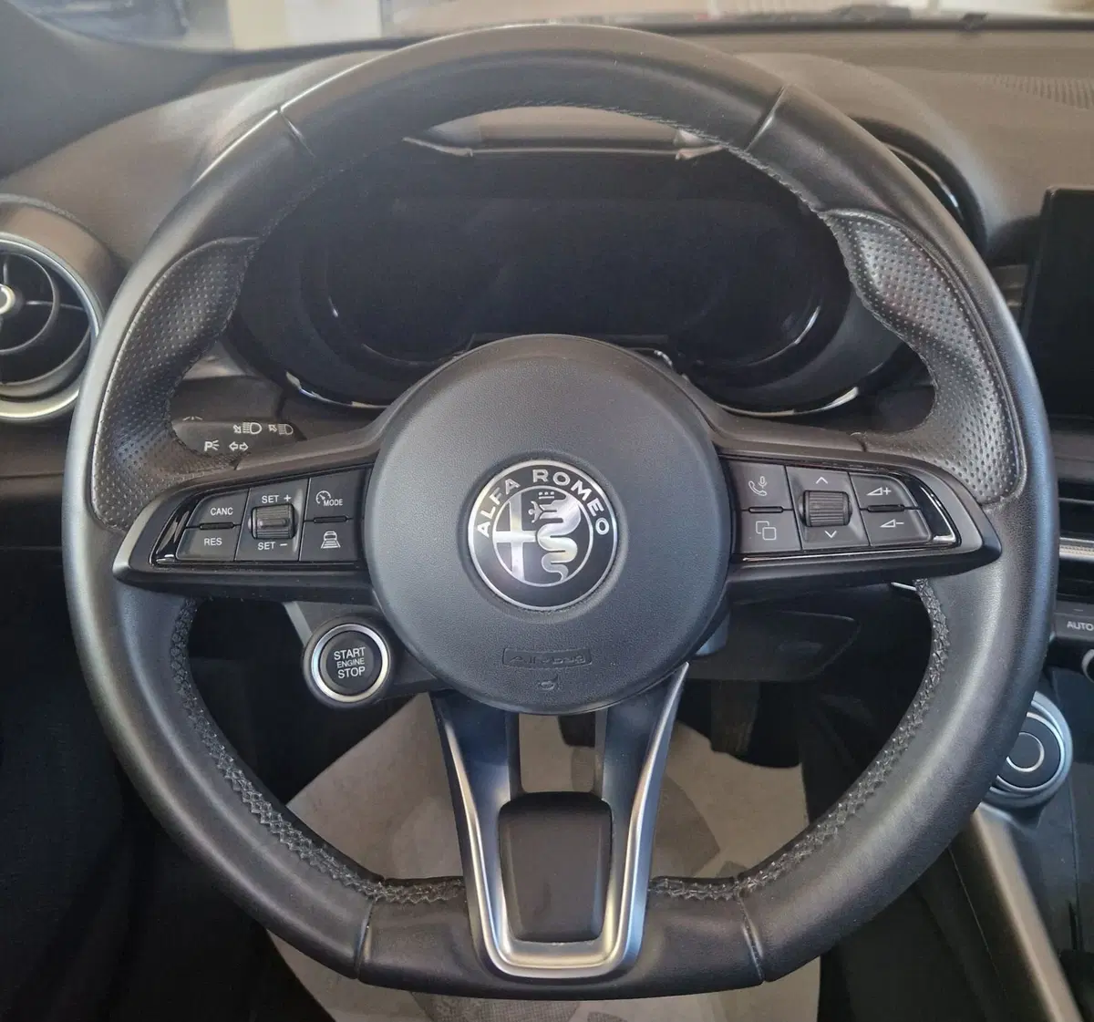 Alfa Romeo Tonale usata a Terni (12)