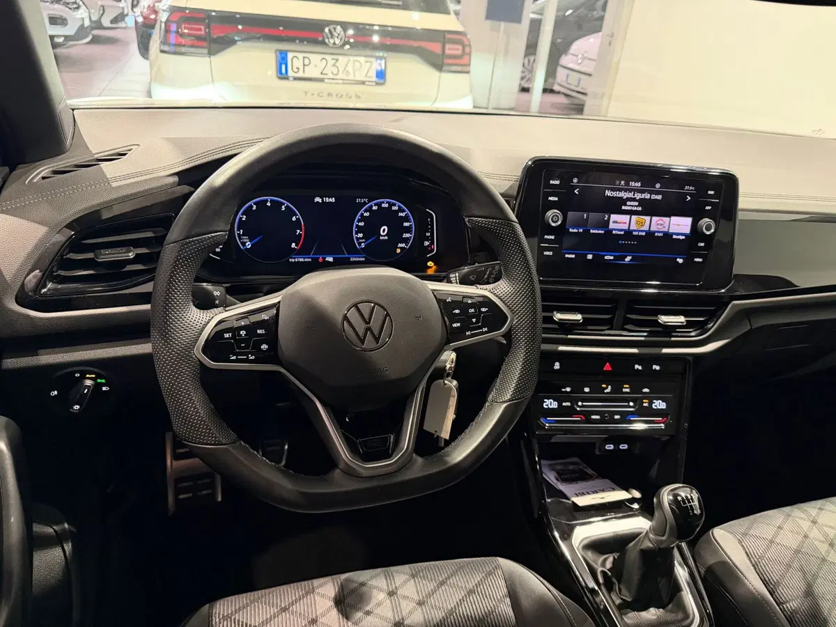 Volkswagen T-Roc usata a Genova (12)