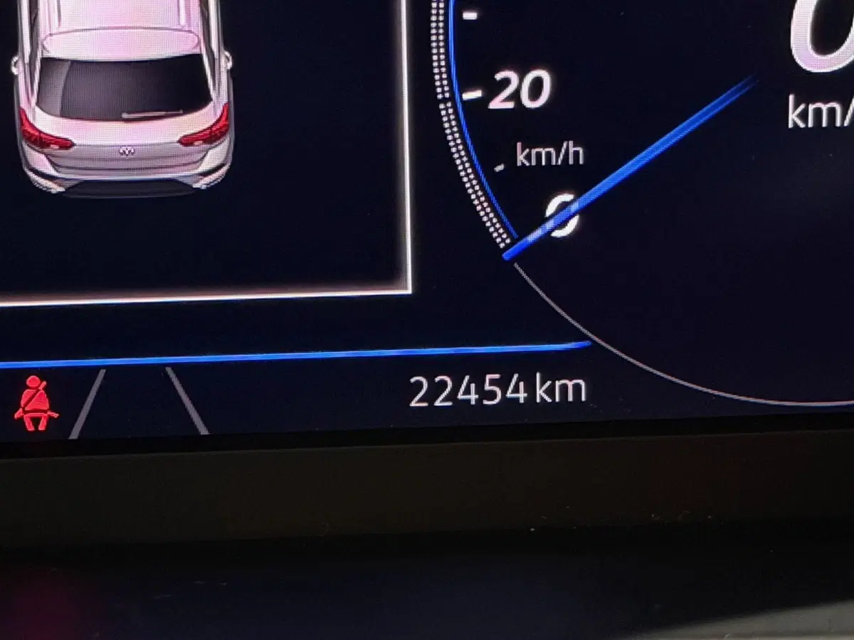 Volkswagen T-Roc usata a Genova (13)