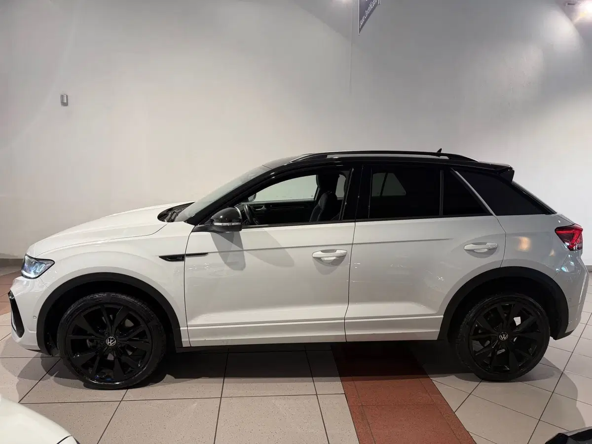 Volkswagen T-Roc usata a Genova (2)