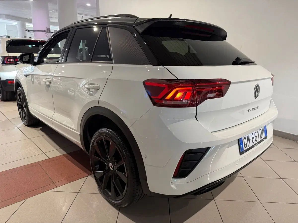 Volkswagen T-Roc usata a Genova (3)