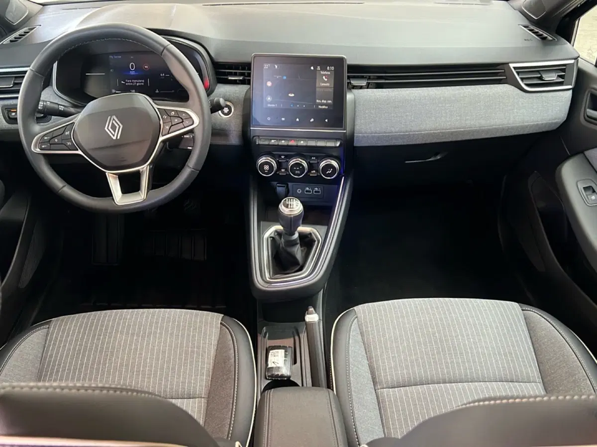 Renault Clio usata a Roma (11)