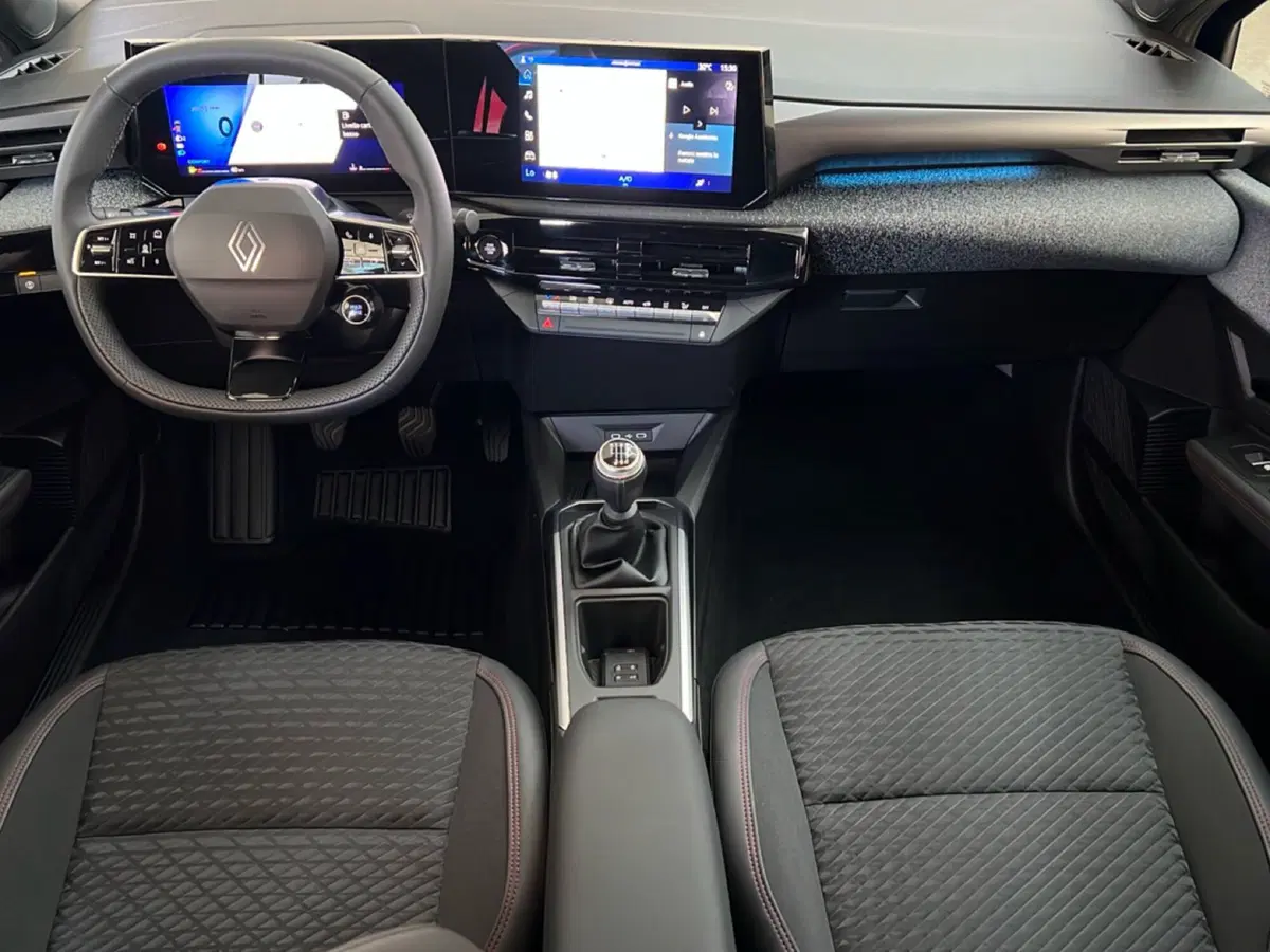 Renault Clio usata a Roma (11)
