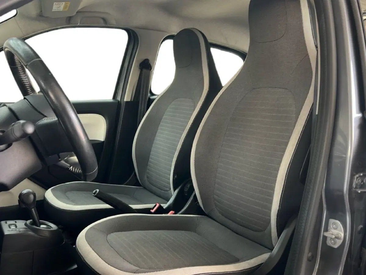 Renault Twingo usata a Roma (12)