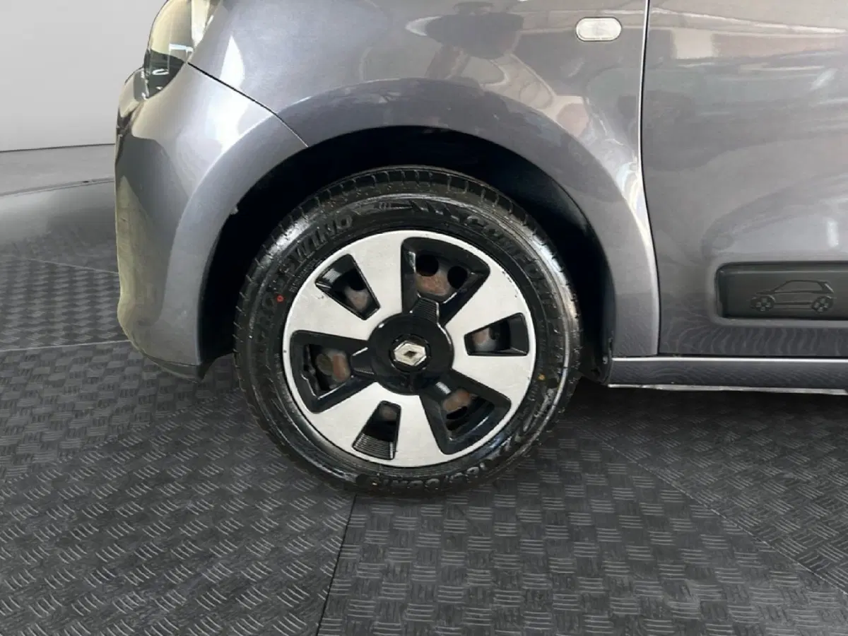 Renault Twingo usata a Roma (9)