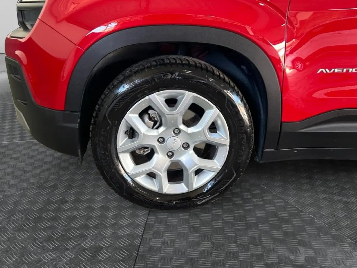 Jeep Avenger usata a Roma (9)