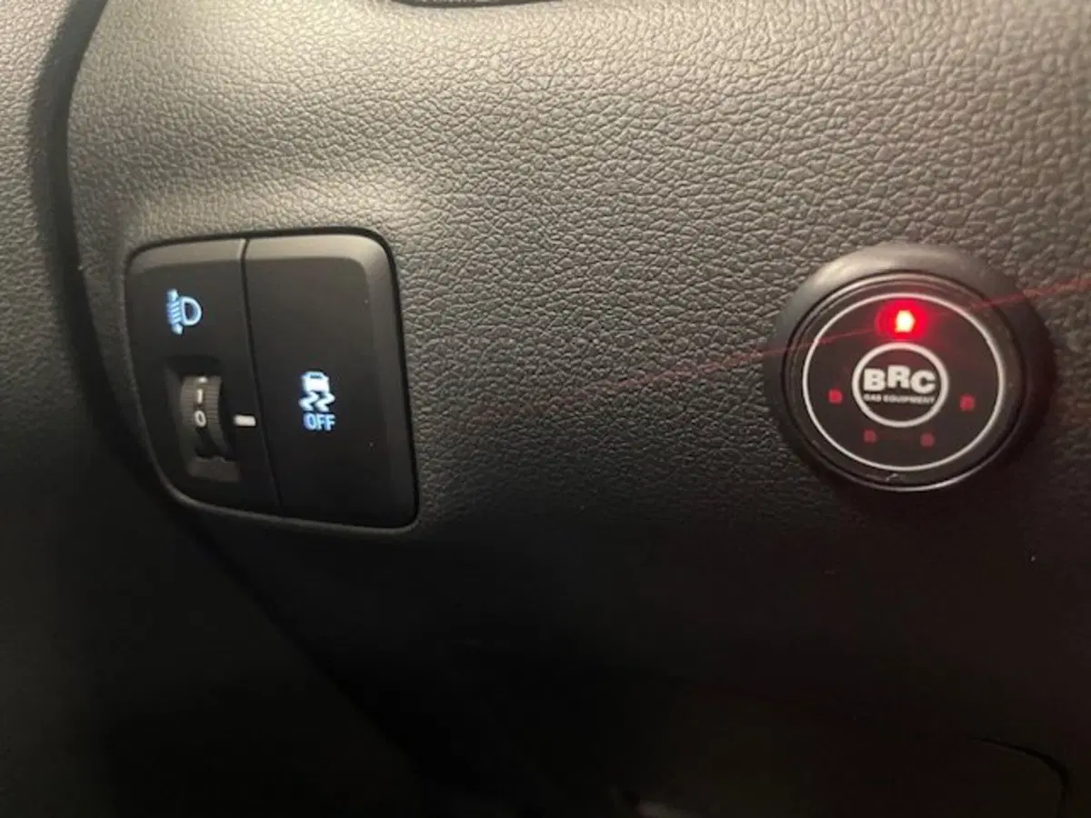 Hyundai i10 usata a Alessandria (16)
