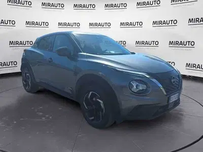 Nissan Juke 1.6 hev N-Connecta del 2023 usata a Roma