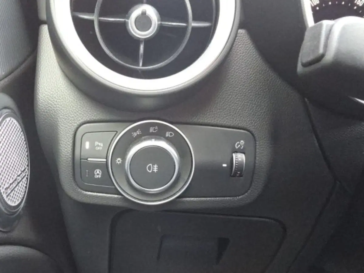 Alfa Romeo Stelvio usata a Monza e Brianza (20)