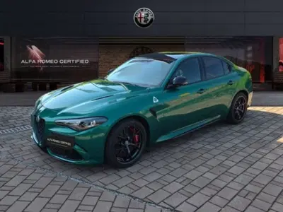 Alfa Romeo Giulia 2.9 T V6 AT8 Quadrifoglio nuova a Monza