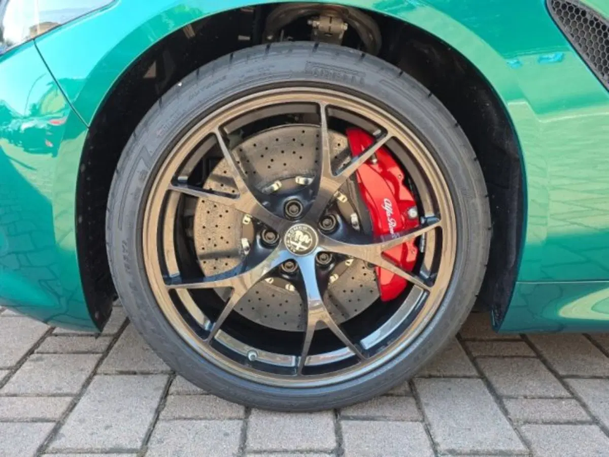 Alfa Romeo Giulia nuova a Monza e Brianza (13)