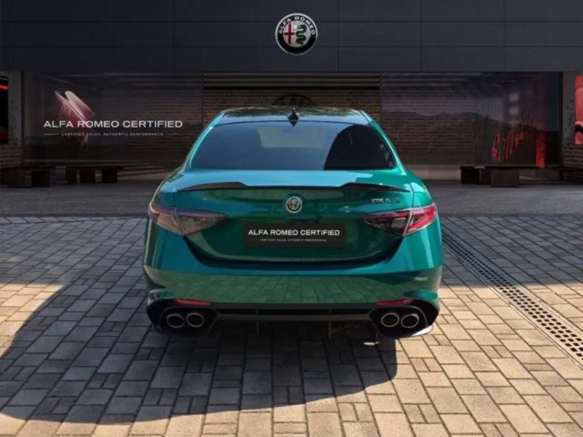 Alfa Romeo Giulia nuova a Monza e Brianza (5)