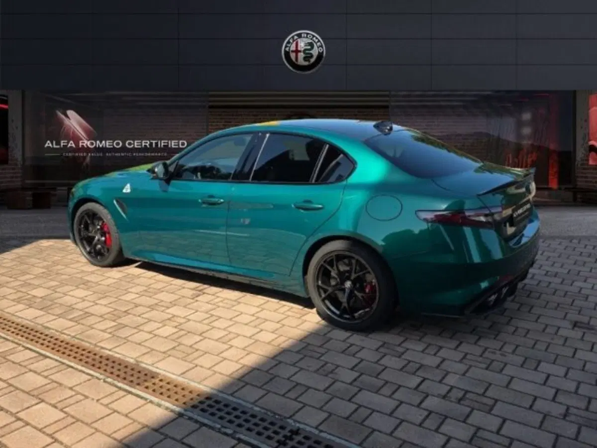 Alfa Romeo Giulia nuova a Monza e Brianza (7)