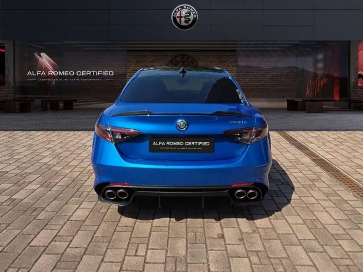 Alfa Romeo Giulia nuova a Monza e Brianza (5)