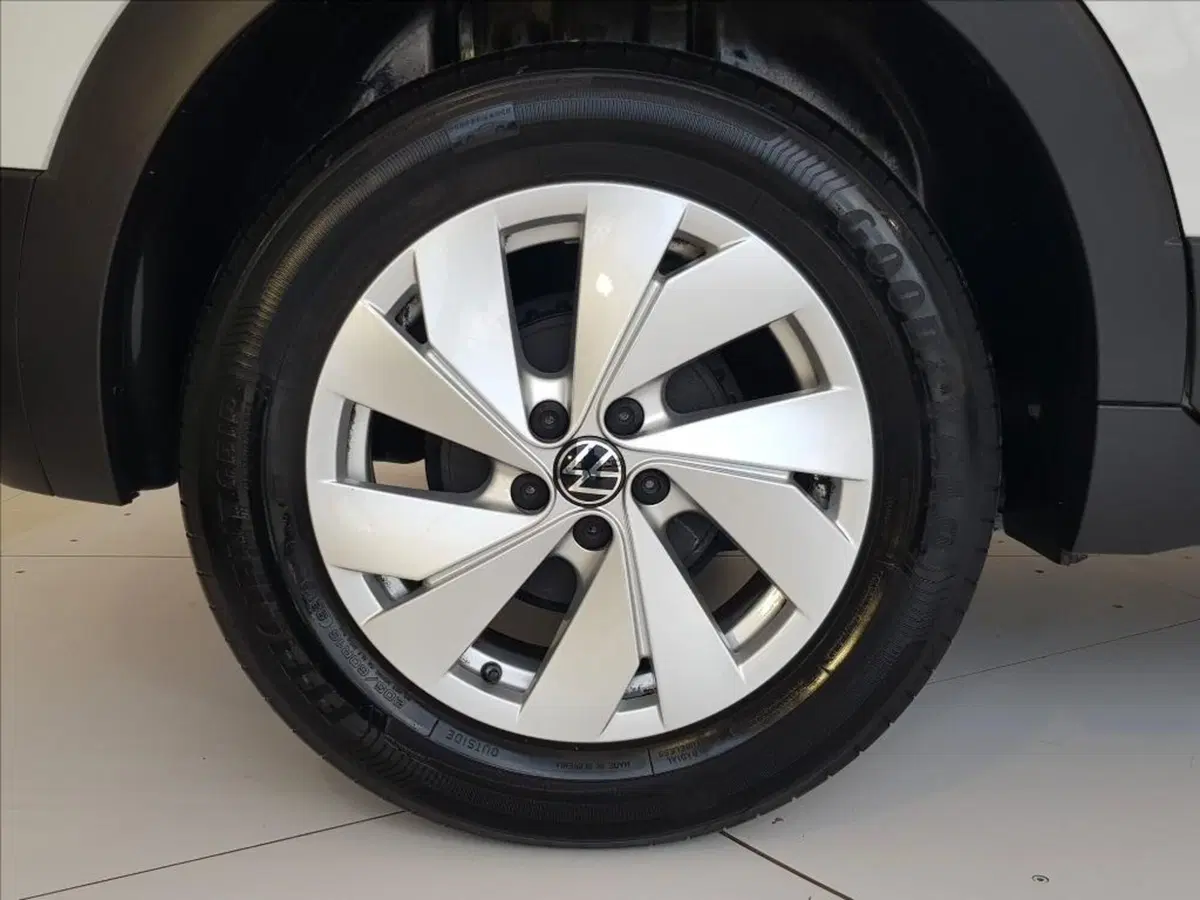Volkswagen T-Cross usata a Lucca (9)