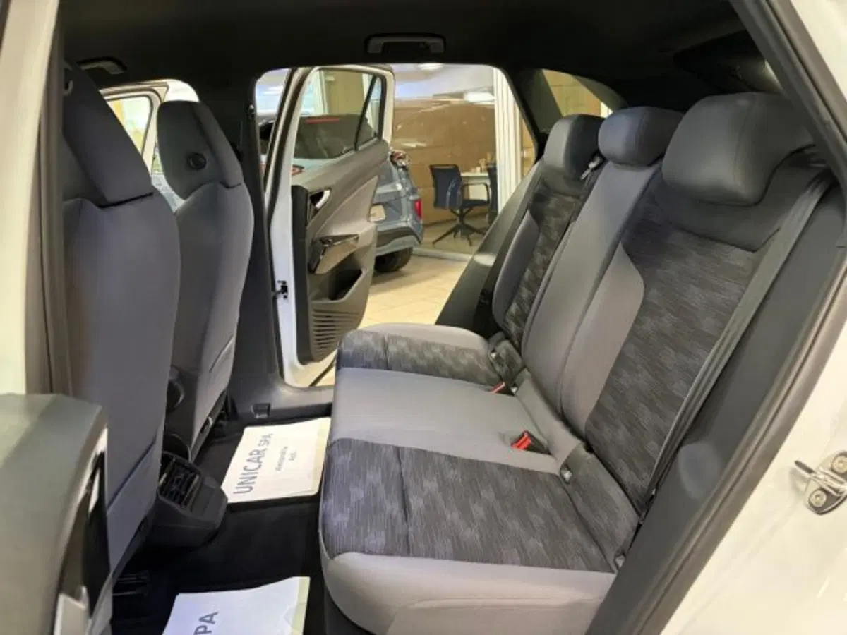 Volkswagen ID.4 usata a Cuneo (14)