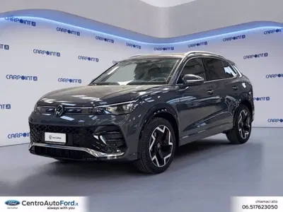 Volkswagen Tiguan Allspace 2.0 tdi R-Line 150cv dsg del 2024 usata a Albano Laziale