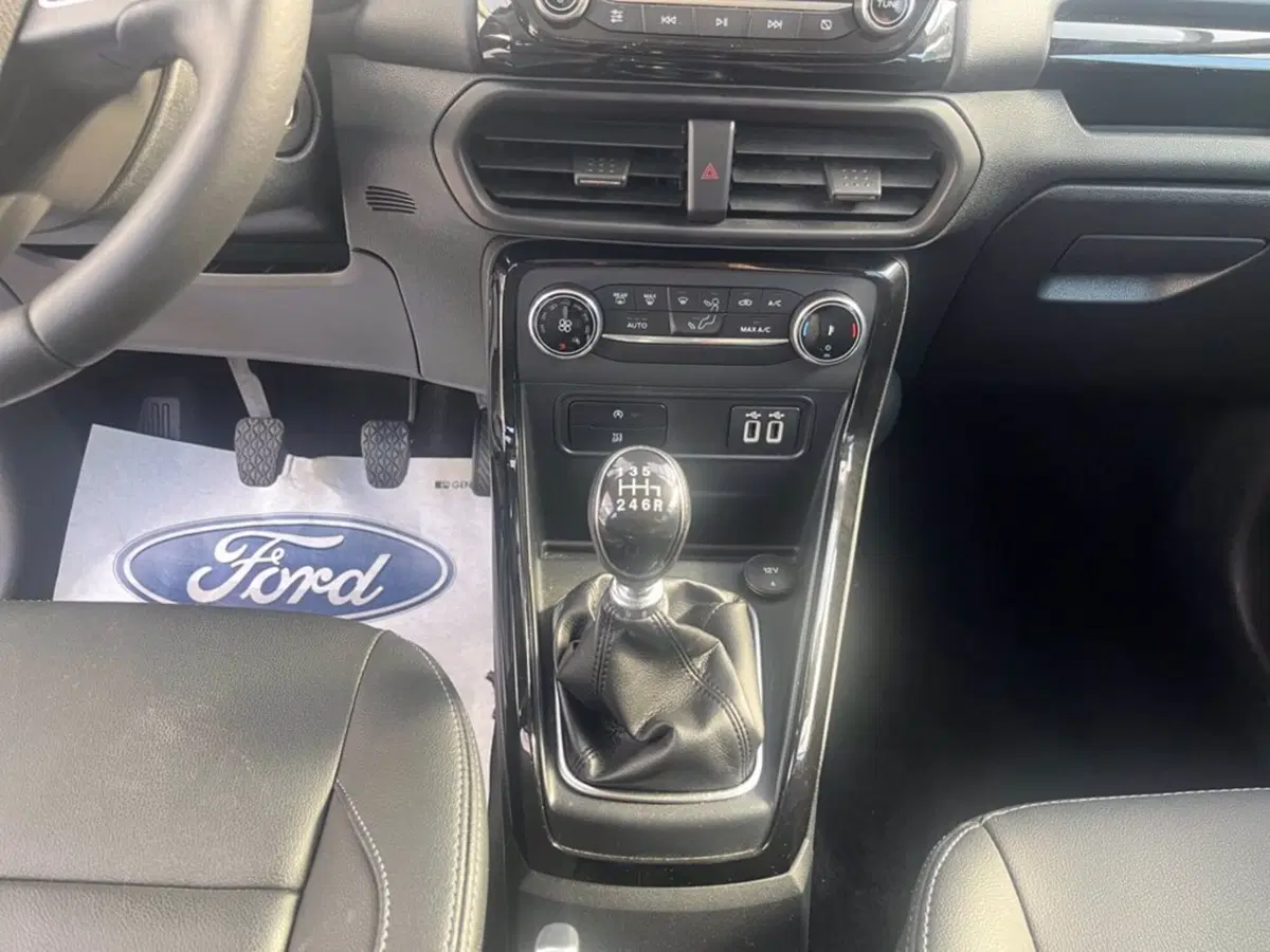 Ford EcoSport usata a Milano (17)