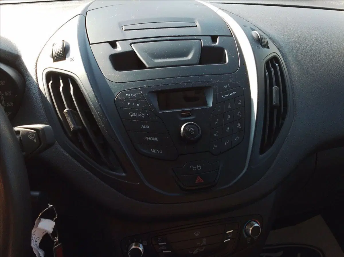 Ford Transit Courier usata a Milano (10)